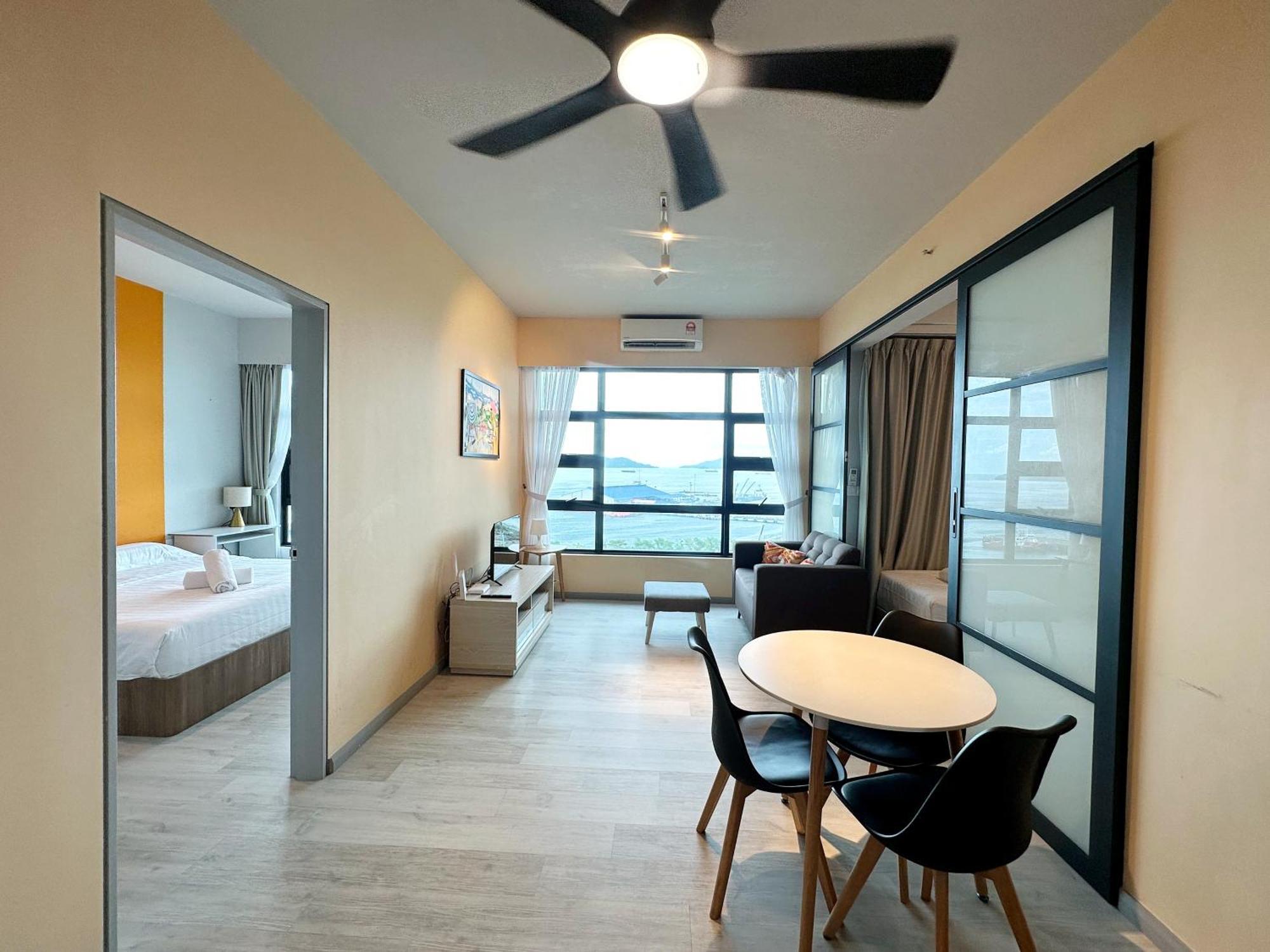 Jesselton Quay Kota Kinabalu City Centre By Lw Suites Exterior foto